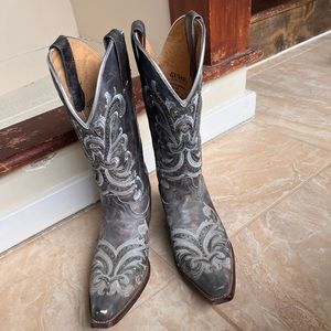 Shyanne Cowgirl Boots